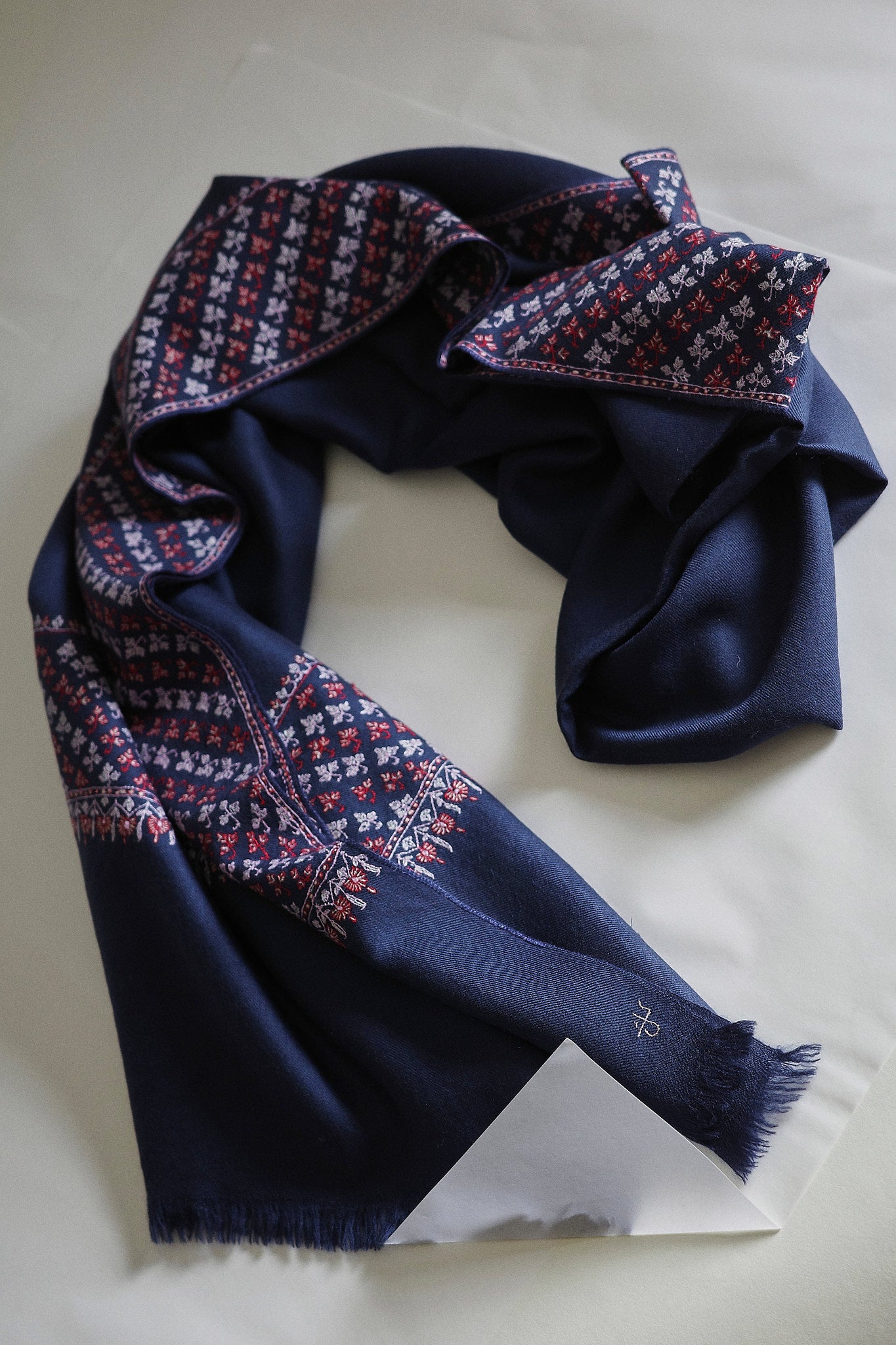 Dordar Frame Hand-Embroidered Shawl