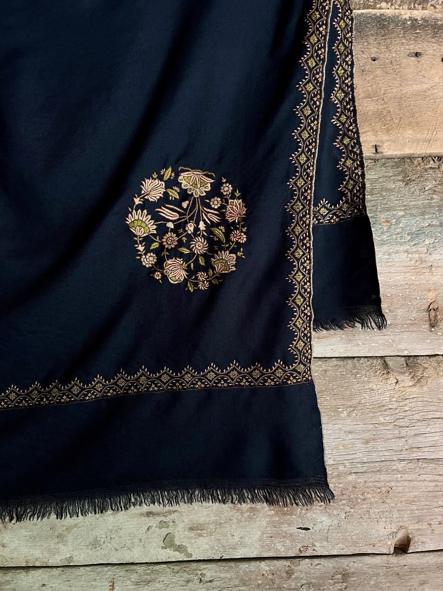 The Afsoon Buta Shawl