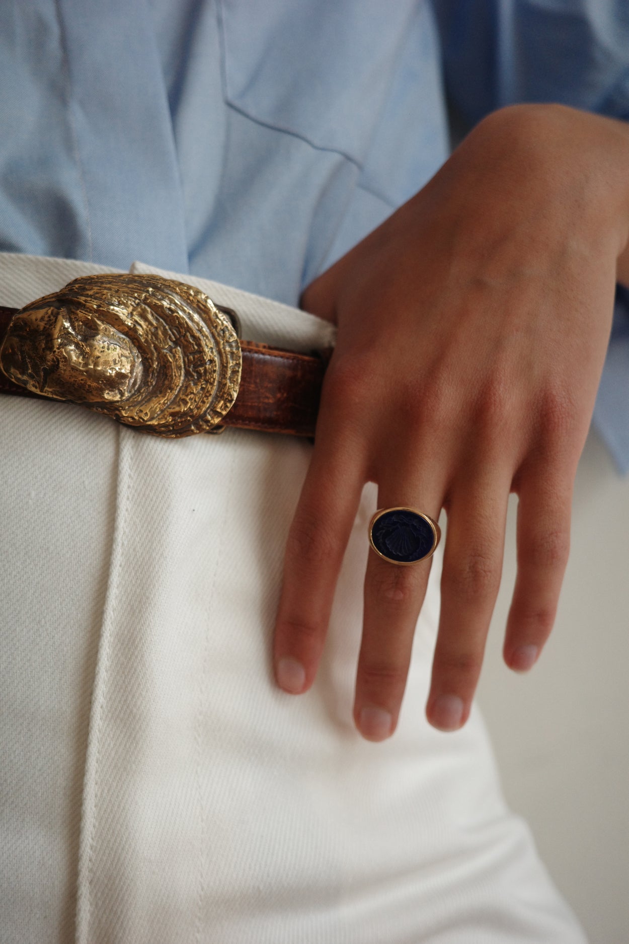 The Oyster Belt Buckle
