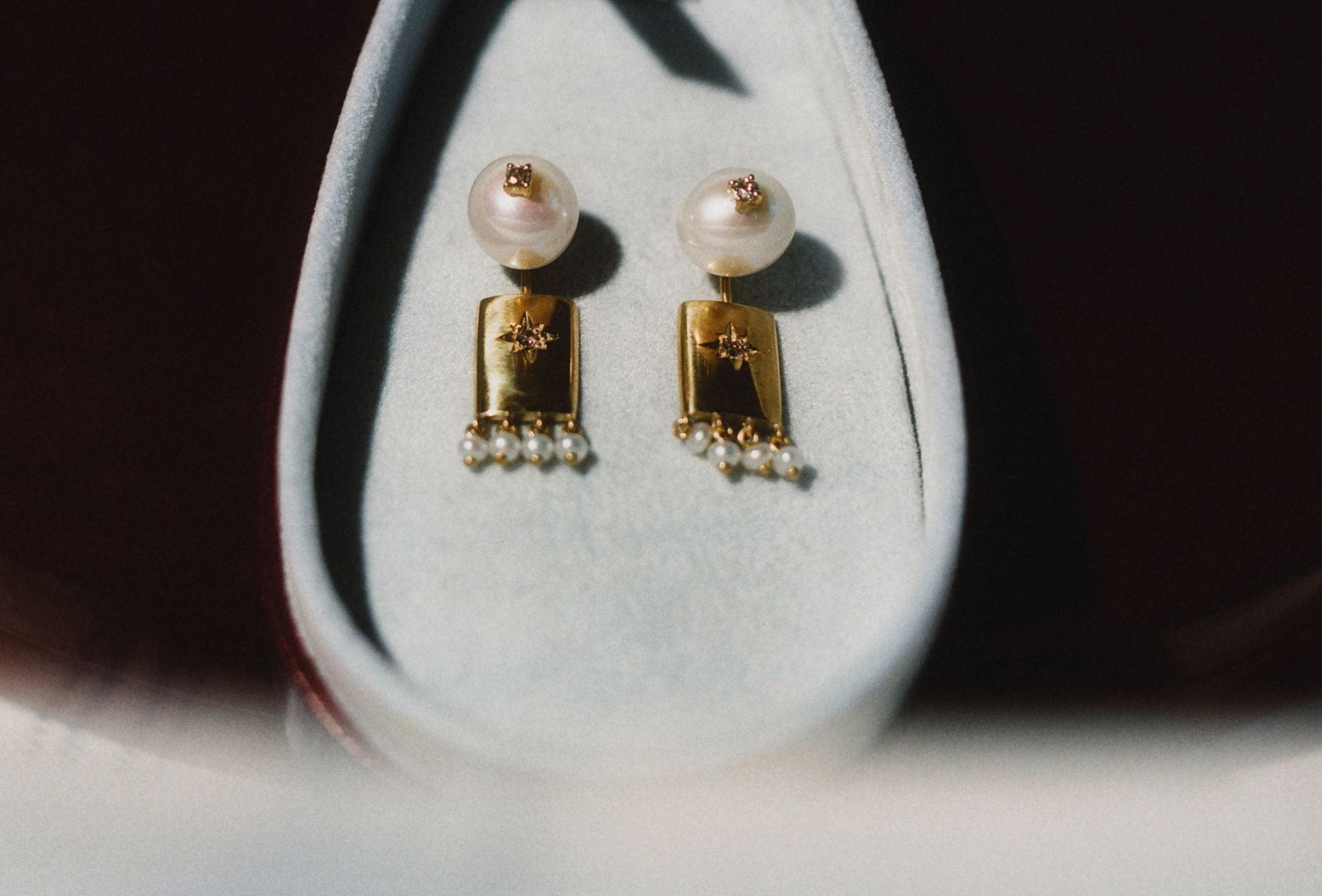 The Pearl Earrings